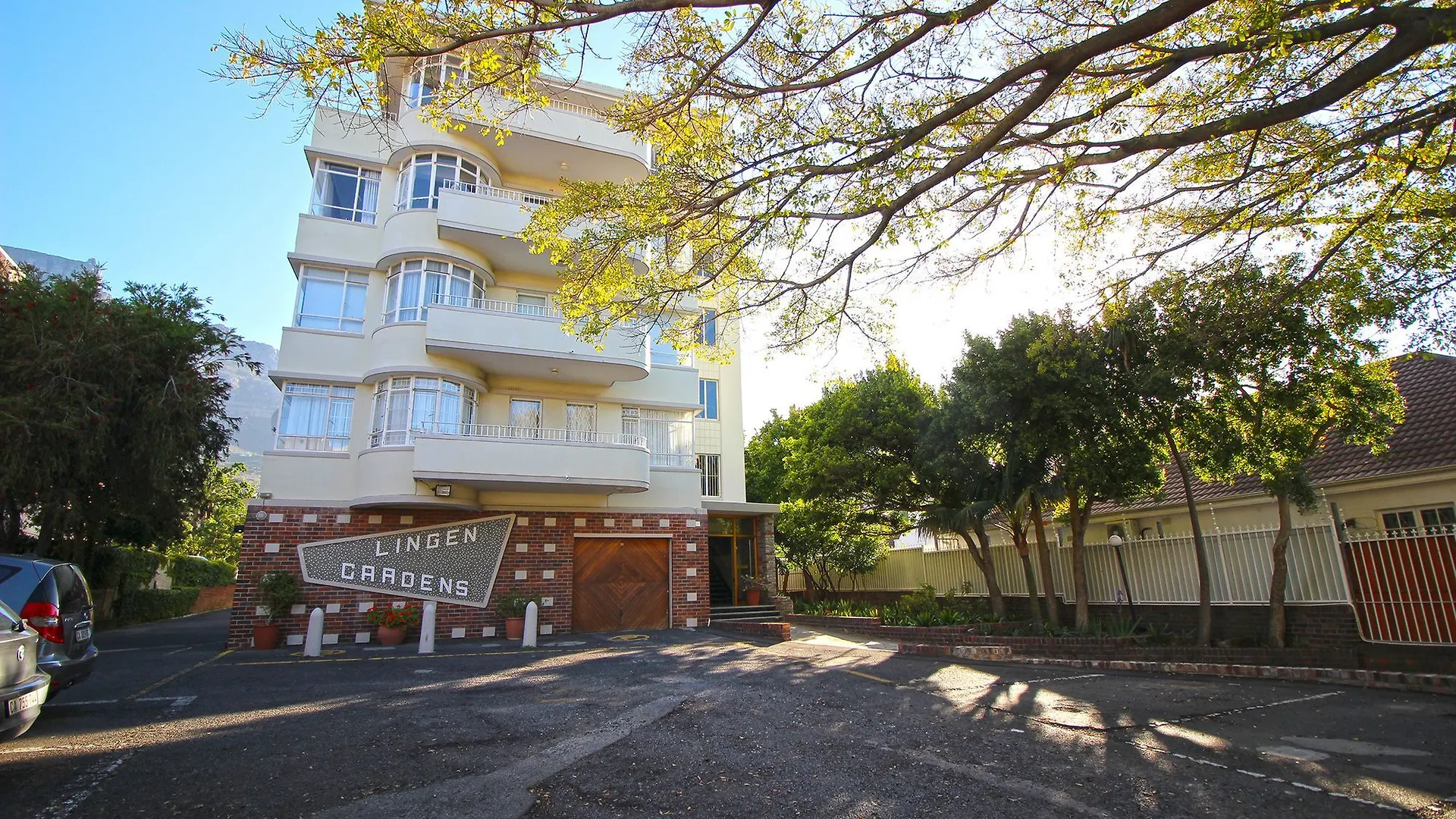 Lingen Gardens 402 location